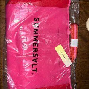 Summersalt Bold Pink Towel Set